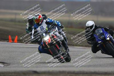 media/Nov-29-2025-TrackDaz (Sat) [[10ae2d9bce]]/B Group/Session 3 (Outside Grapevine)/